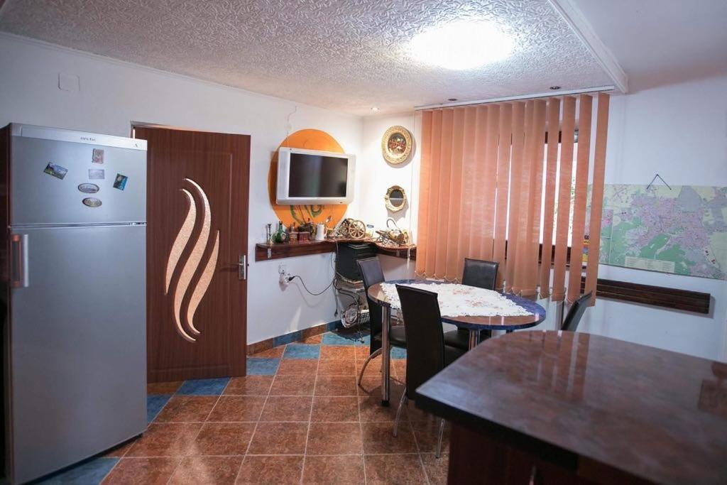 Vila Zeno Braşov Exteriör bild